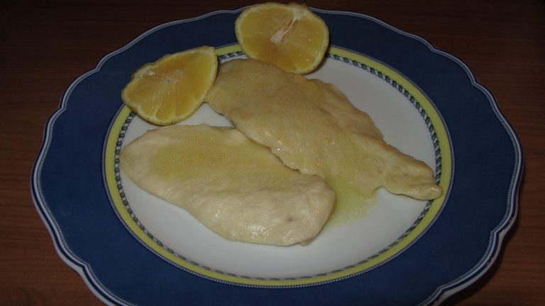 Scaloppine di petto di pollo al limone