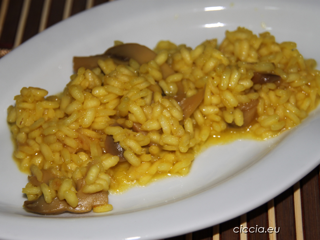 risotto-con-zafferano-e-funghi - Salute & Sapori